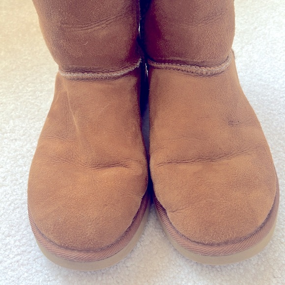 Ugg Classic Tall Chestnut Boots - Picture 7 of 9